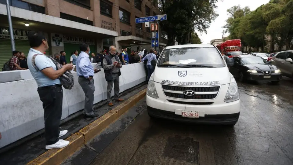 Metro Hidalgo: Videos confirman que joven fue empujada por hombre que luego se suicidó