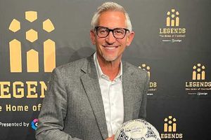 Gary Lineker reveló rechazar una entrevista con Maradona de madrugada en club nocturno