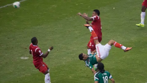 ¡Qué recuerdos! Se cumplen 10 años del gol de chilena de Raúl Jiménez en el Azteca