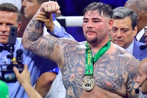 Andy Ruiz pide 10 millones de dólares para pelear contra Deontay Wilder