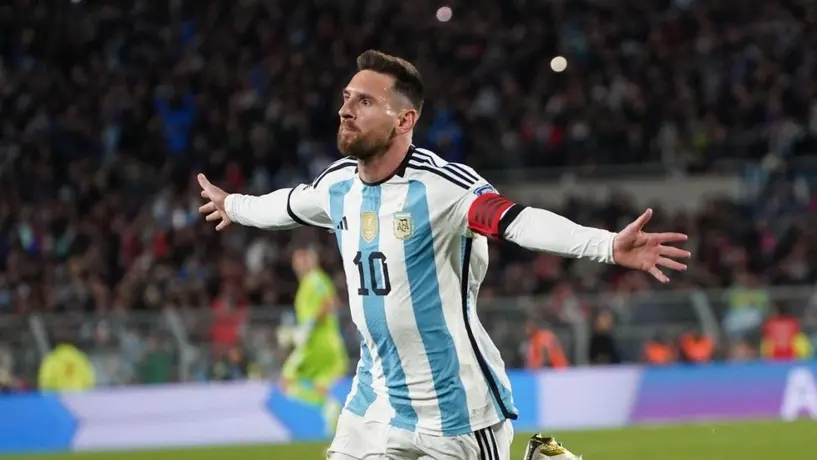 Messi rompe concentración con la Albiceleste para celebrar el Día de la Madre en Argentina