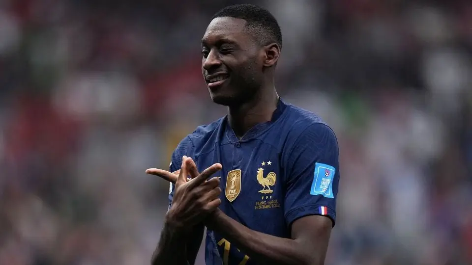Kolo-Muani ya alcanzó un acuerdo verbal para firmar con el Paris Saint-Germain