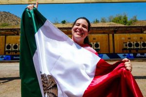 Panamericanos 2023: Alejandra Zavala gana oro y boleto olímpico en tiro deportivo