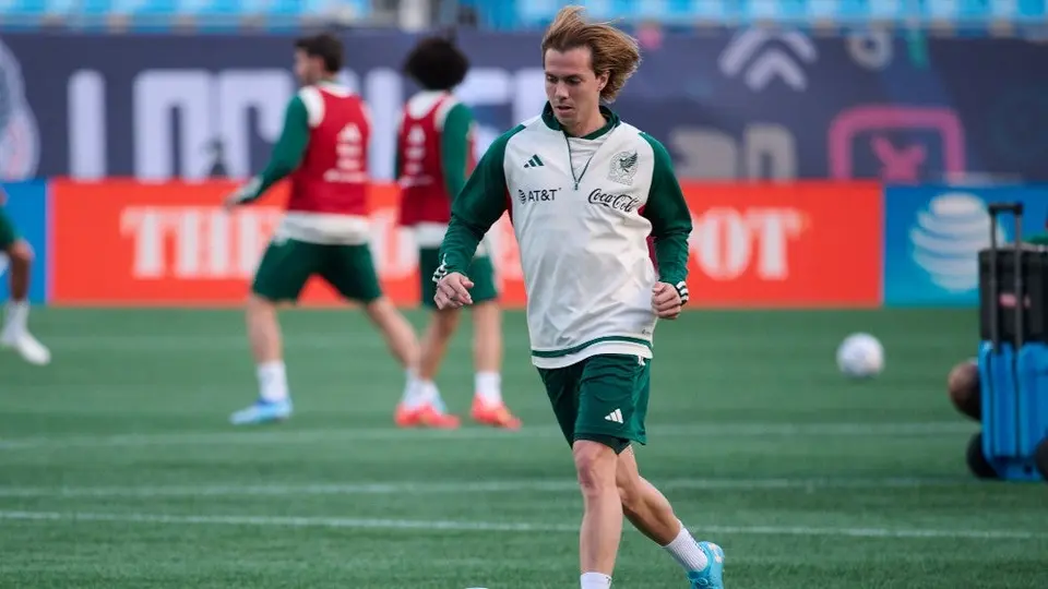 Sebastián Córdova le roba el '10' de la Selección Mexicana a Alexis Vega