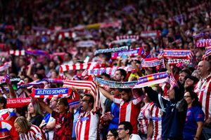 Hijo del 'Cholo' Simeone desata polémica tras festejos contra la afición del Real Madrid