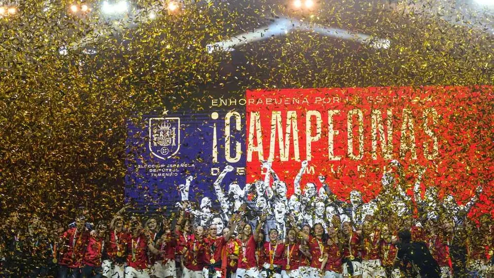 ¡'Se acabó'! Las futbolistas renuncian a la Selección Española tras la continuidad de Rubiales