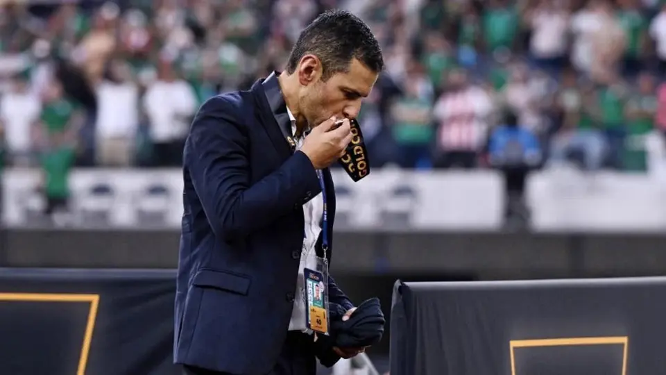 Jaime Lozano se encuentra en el Nemesio Díez observando el Toluca vs América