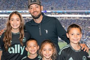 Clint Dempsey reveló el berrinche que hizo cuando jugaba con el Fulham