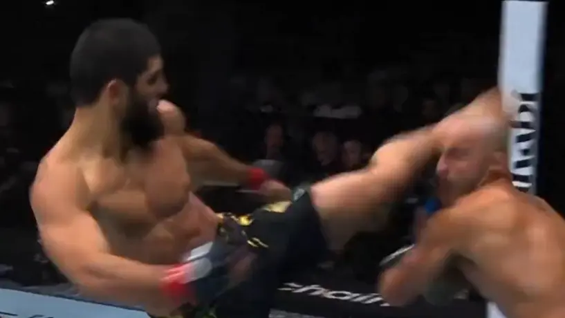 UFC 294: Islam Makhachev le propina un nocaut impresionante a Volkanovski y gana la pelea