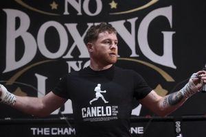 Canelo Álvarez espera apoyo de la afición mexicana a pesar de no pelear en 15 de septiembre