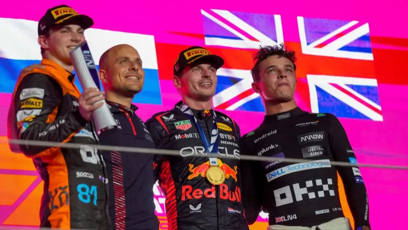 GP de Qatar: Max Verstappen celebra sin el tradicional champagne