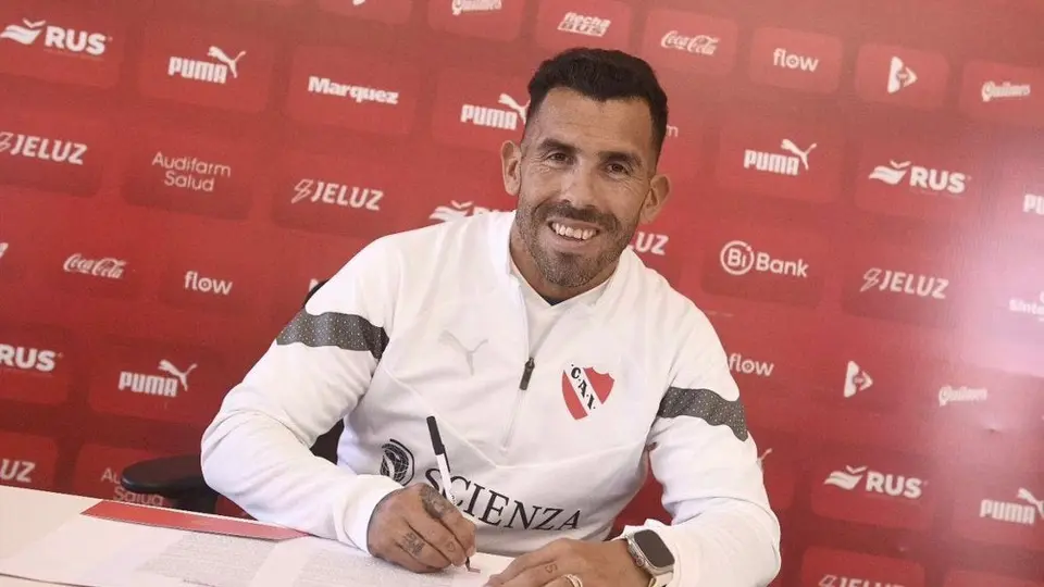 Carlos Tevez recordó a Maradona en su presentación como técnico de Independiente