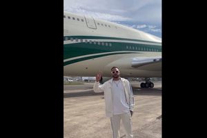 ¡Vaya lujito! Neymar llega a Arabia Saudita en extravagante avión de 500 millones de euros