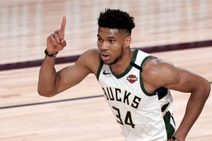 Giannis Antetokounmpo renovó su contrato con los Bucks de Milwaukee