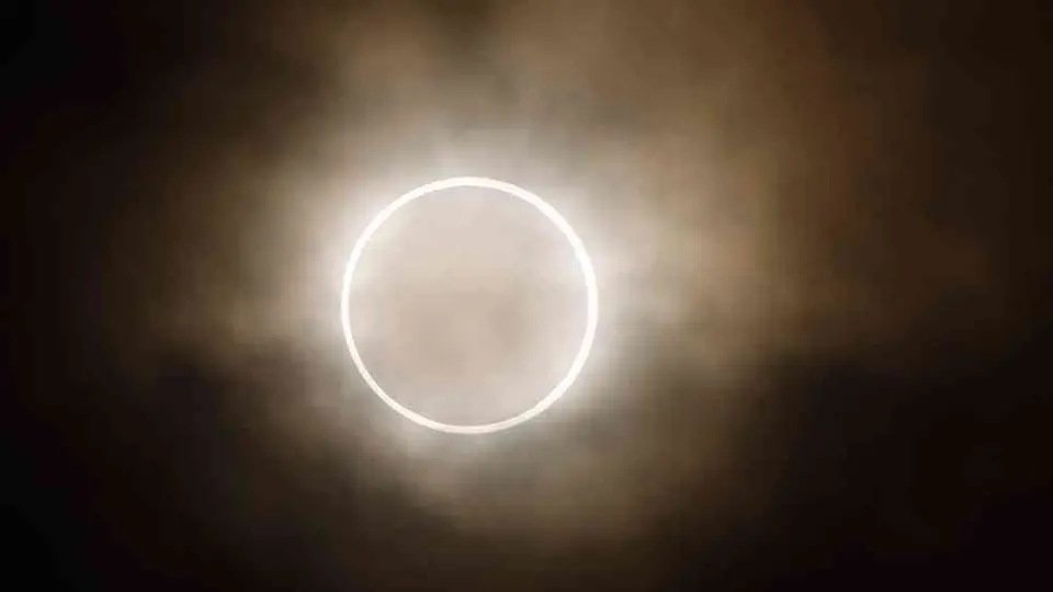 México recibe eclipse anular, aunque no será visible por completo en el país