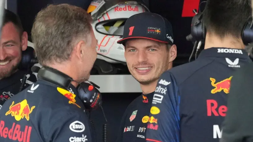 Max Verstappen consigue la Pole Position en el GP de Japón; Checo largará en quinto lugar