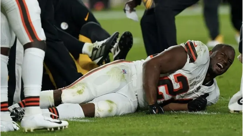 Nick Chubb sufrió una terrible lesión en el Browns vs Steelers