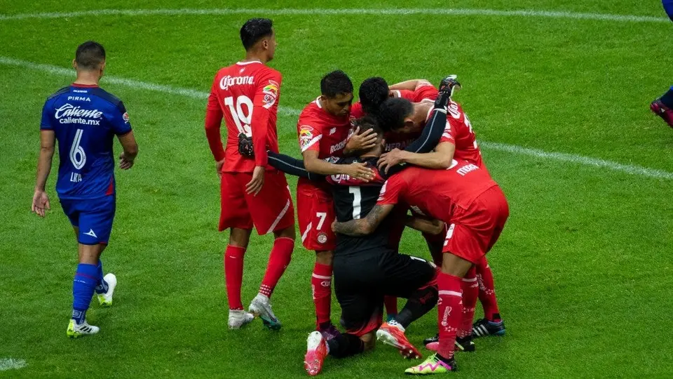 Cruz Azul cae en casa ante Toluca y liga segunda derrota consecutiva en el Apertura 2023