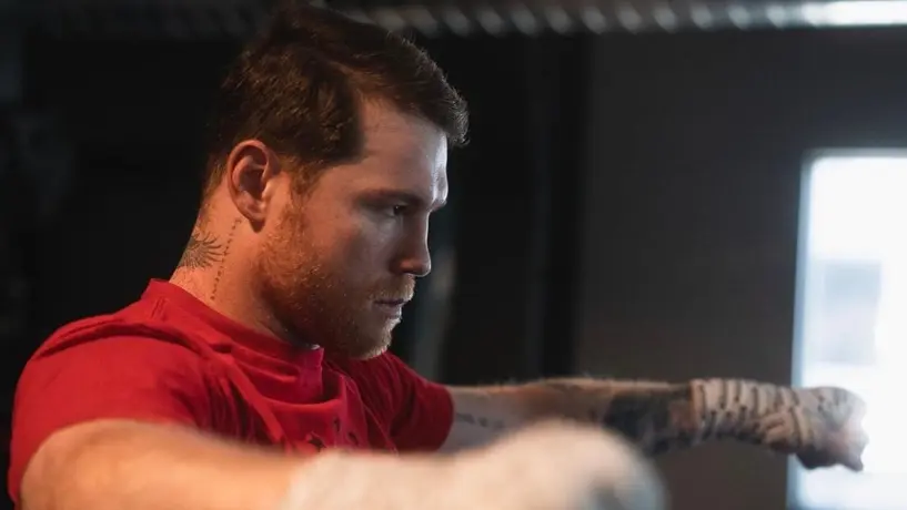 Canelo Álvarez: El boxeador mexicano entrena con canciones de Peso Pluma