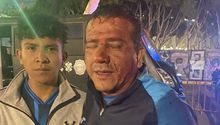 Aficionado de Cruz Azul aparece ensangrentado y denuncia agresión de policía en el Azteca