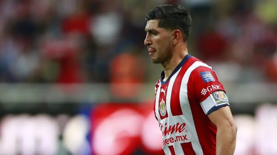 Pocho Guzmán sale al paso de rumores de supuesta pelea con Paunovic