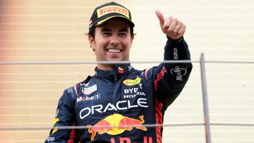 Christian Horner felicitó a 'Checo' Pérez tras su remontada en el Gran Premio de Austria