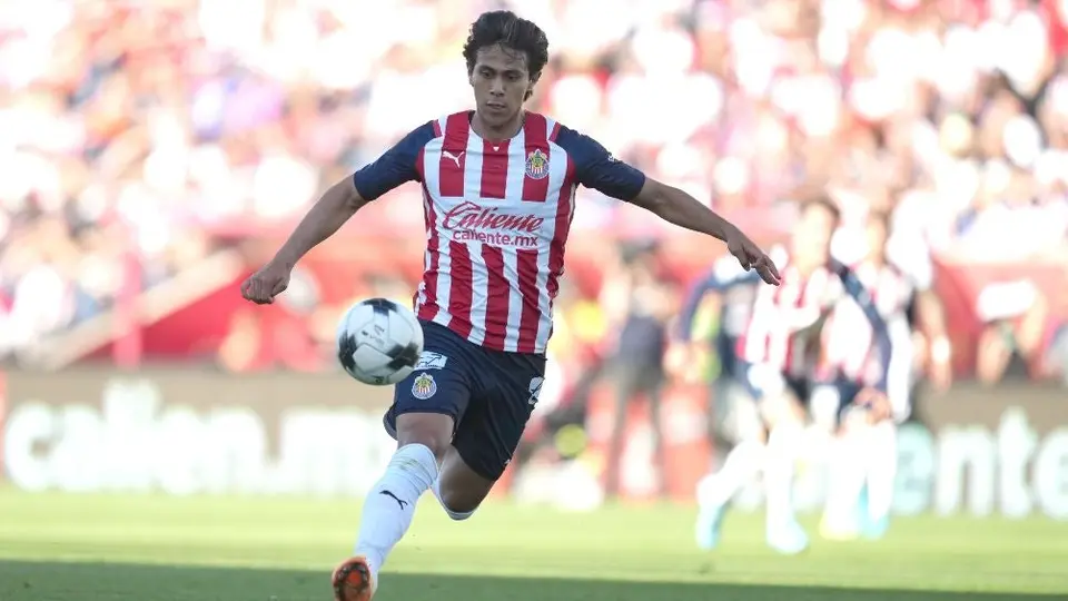 Chivas: José Juan Macías, con avance favorable en recuperación