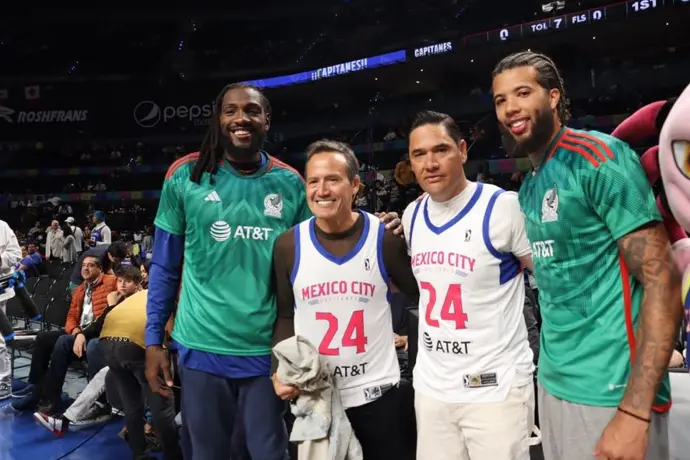 Moisés Muñoz y su otra pasión: "antes de ser futbolista quería llegar a la NBA"