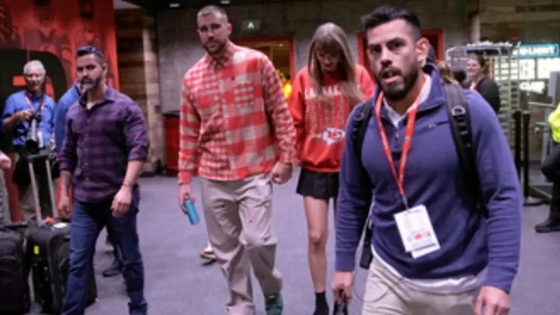 Taylor Swift demuestra que está enamorada de Travis Kelce en sus conciertos