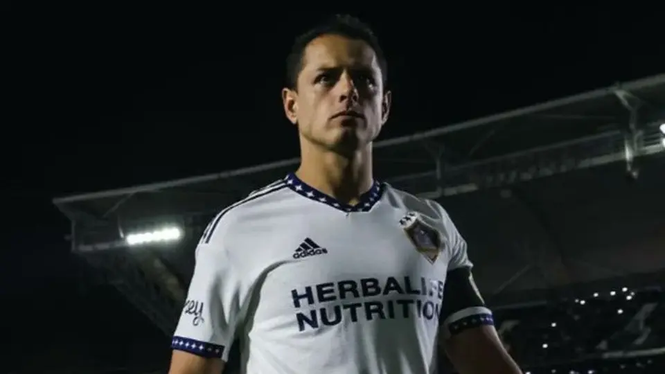 Chicharito se coloca como el jugador mexicano mejor pagado de la MLS