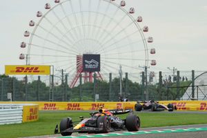 Checo Pérez terminó noveno en la P2 del GP de Japón; Max Verstappen dominó la pista
