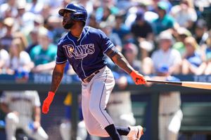 Randy Arozarena sorprende con habilidad para las 'dominadas'; “Que lo llamen al Tri”