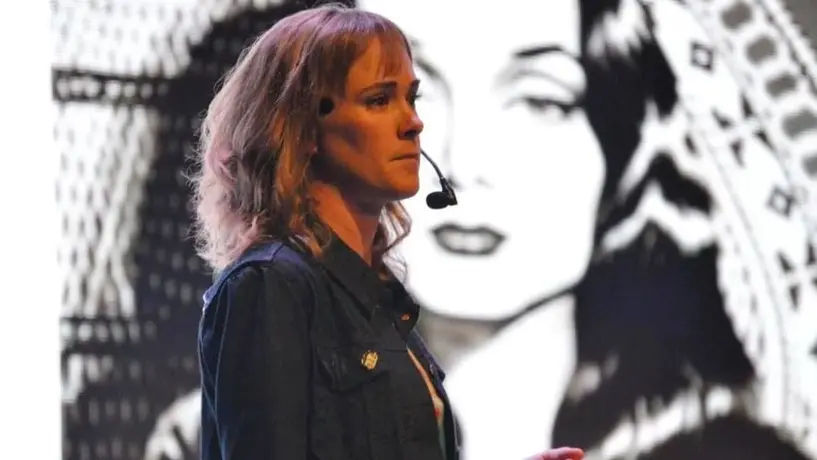 ¡Rompe el silencio! Marion Reimers rechaza adjudicarse textos para su libro Pioneras