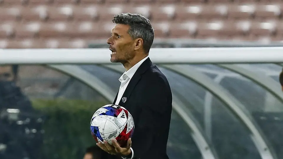 Tano Ortiz tras perder el Clásico Regio: 'No sé si su victoria fue merecida, pero estamos dolidos'