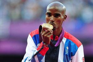 Mo Farah luego de terminar su última carrera como profesional: 'Correr me salvó'