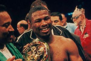 Shane Mosley afirma que Canelo Álvarez puede vencer a Terence Crawford