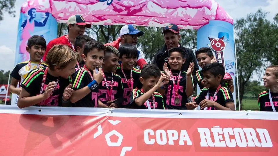 Copa RÉCORD: Culminó el torneo y ya se conocen los Campeones en todas las categorías