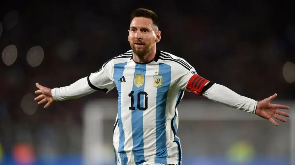 ¿Indirecta para Álvaro Morales? David Faitelson mandó un mensaje para los detractores de Leo Messi