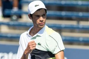 Rodrigo Pacheco debuta con victoria en la Copa Davis en el Club Campestre de Mérida