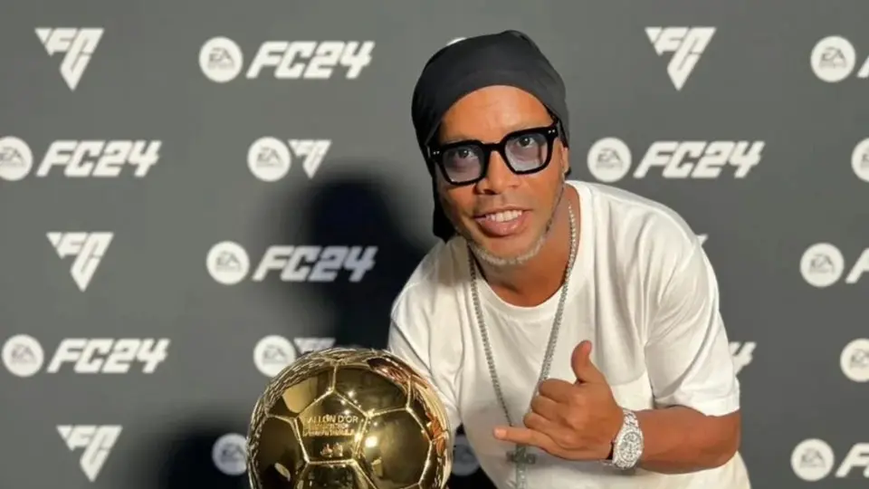 Ronaldinho Gaúcho es investigado por una supuesta estafa con criptomonedas