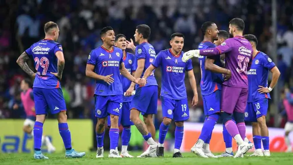 Cruz Azul tendrá una alineación de lujo ante Tigres, pese a ausencias