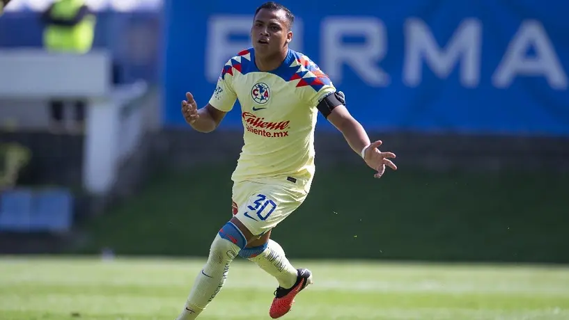 Mozumbito Martínez 'saca' la magia y hace una 'cuauhtemiña' con el América Sub 23