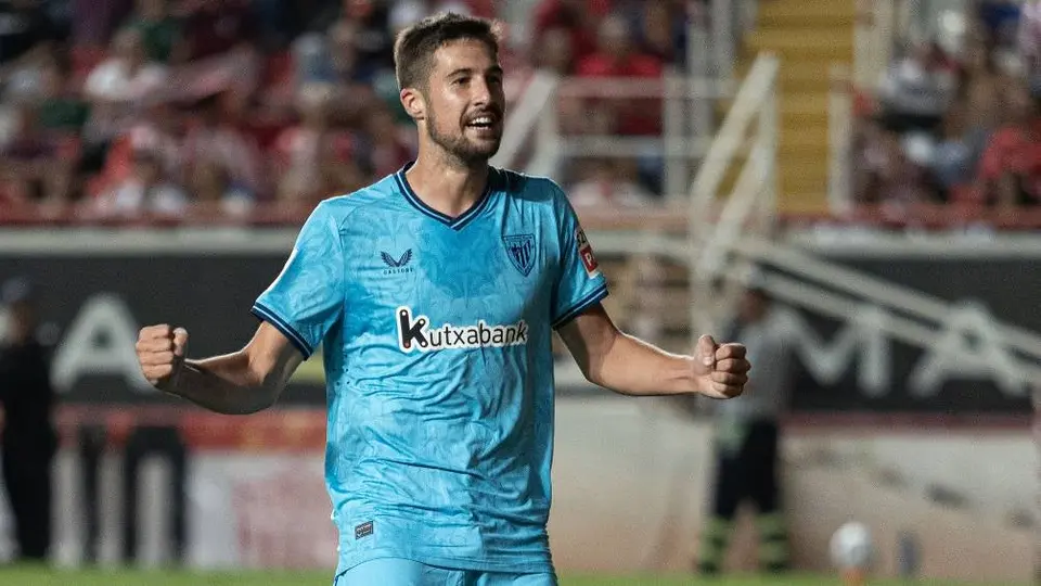 Athletic Club vence al Necaxa y arruina su centenario en el Estadio Victoria