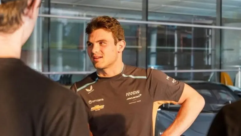 Pato O'Ward manejó el monoplaza de Fernando Alonso con la que ganó la Fórmula 1