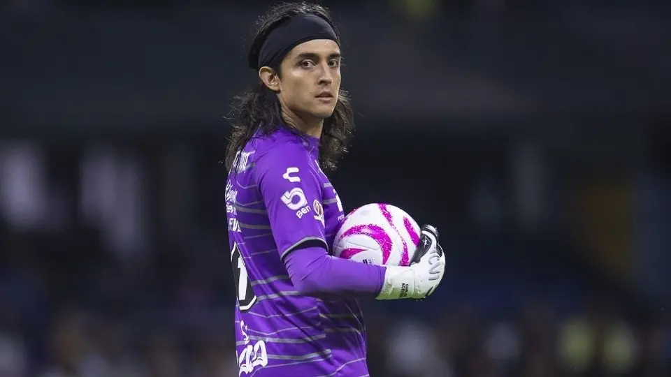 Carlos Acevedo con una actuación agridulce tras su regreso a las canchas