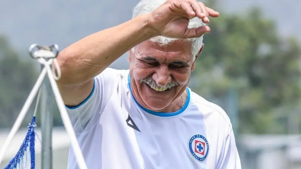 Tuca Ferretti sobre críticas a Cruz Azul: "Debemos de ponernos a hacer mejor las cosas"