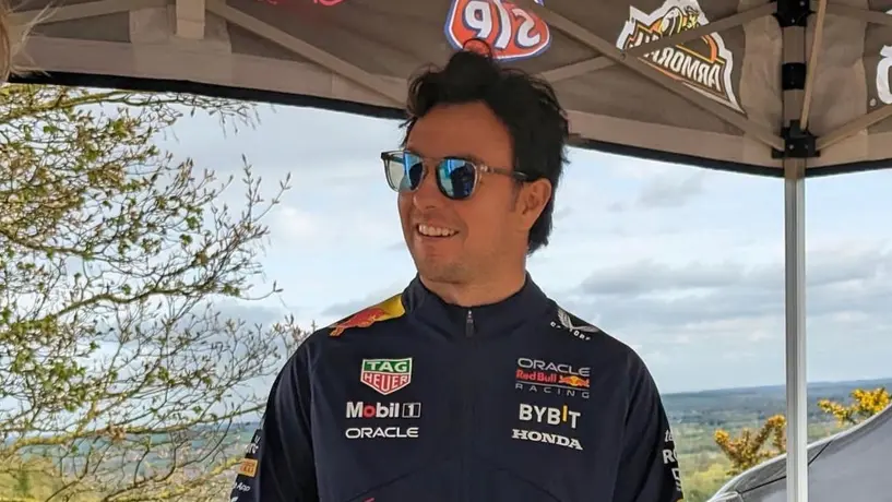 'Checo' Pérez sobre su futuro en Fórmula 1: 'Quiero seguir, por lo menos hasta el 2026'