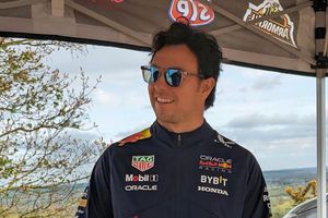 'Checo' Pérez sobre su futuro en Fórmula 1: 'Quiero seguir, por lo menos hasta el 2026'