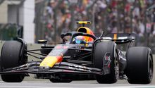 Checo Pérez termina P18 en las Práticas 1 del GP de Brasil; Sainz dominó