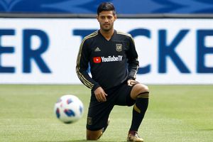 LAFC presume doblete de Carlos Vela tras la llegada de Messi al Inter Miami
